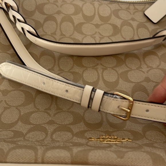 ABBY DUFFLE IN SIGNATURE CANVAS (COACH F31477) - Picture 3 of 3